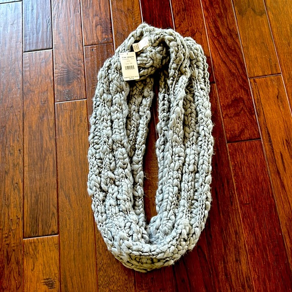 Free people infinity scarf